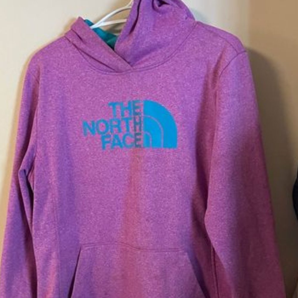 "The North Face" Sweater